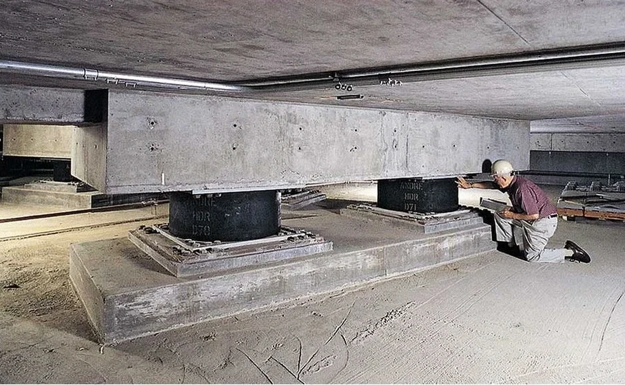 Base Isolation Seismic Design in Mississauga: Protecting Structures from Ground Motion