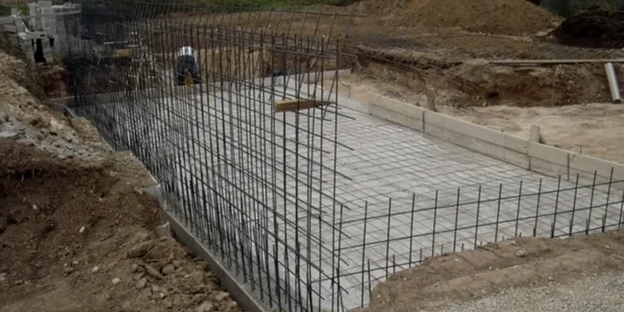 Shallow Foundation Design in Mississauga: Soil Bearing & Settlement Analysis